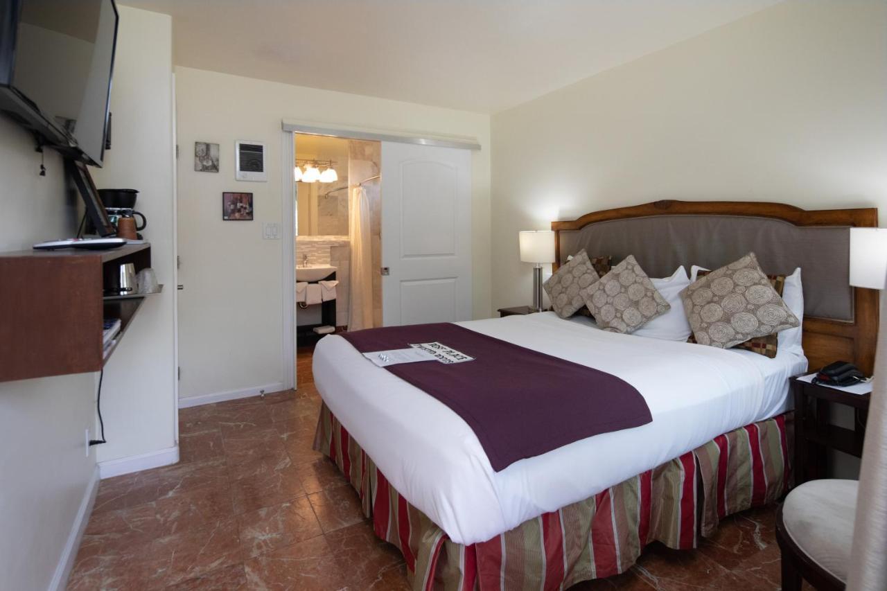 King Room,1255717765:JPEG