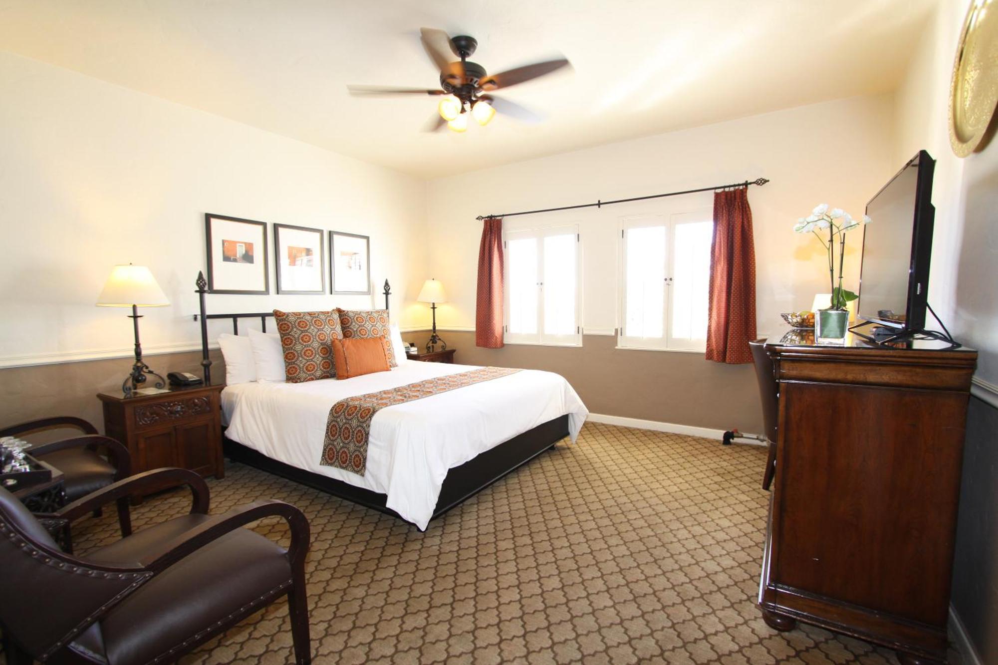 Standard King Room