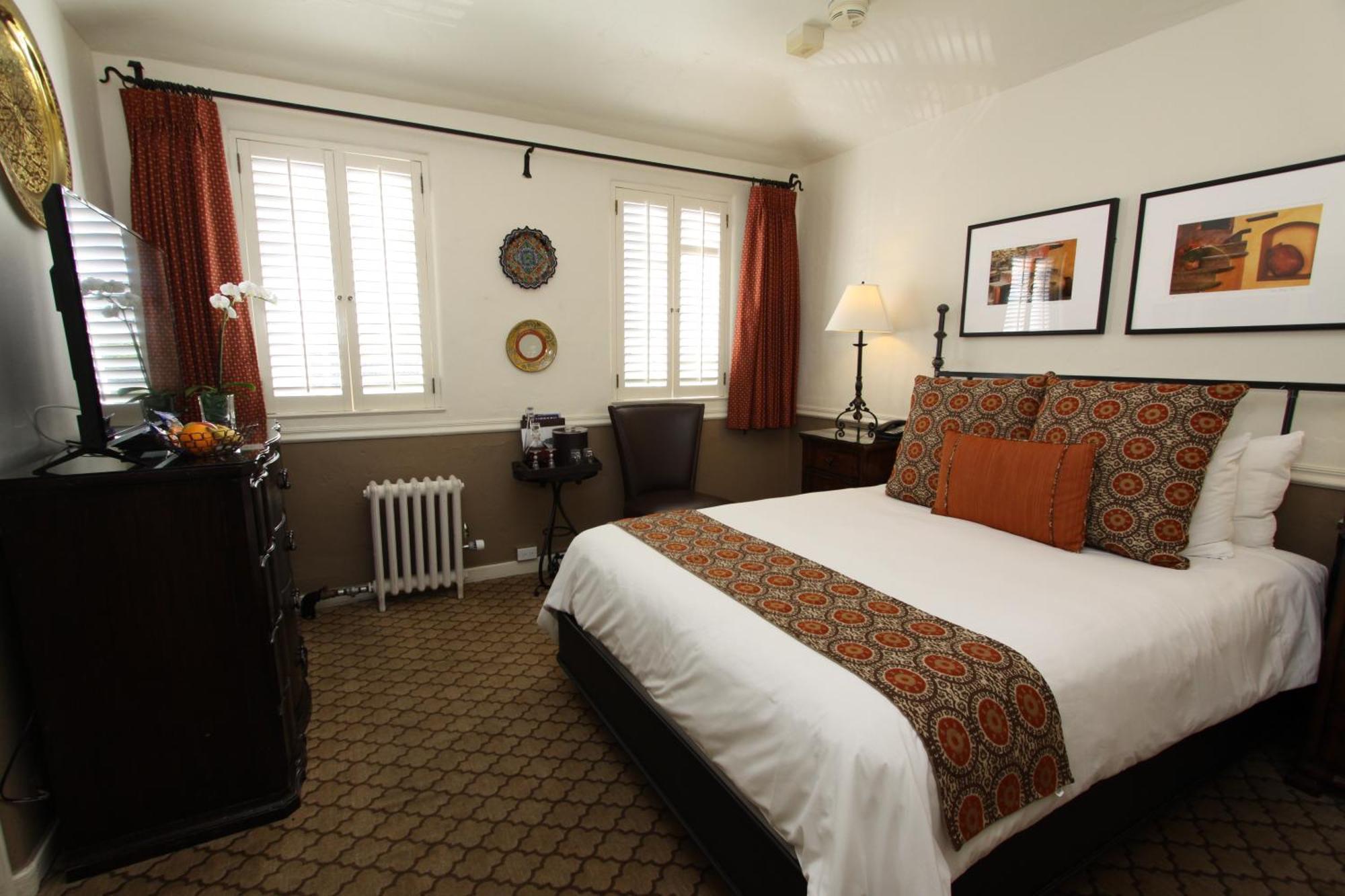 Standard King Room